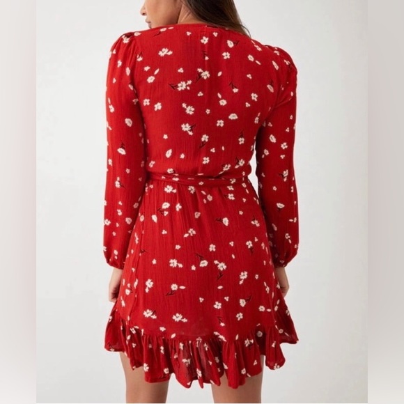 Billabong ♥️ Lovin You Ruffle Floral Wrap Mini Dress - Picture 14 of 16